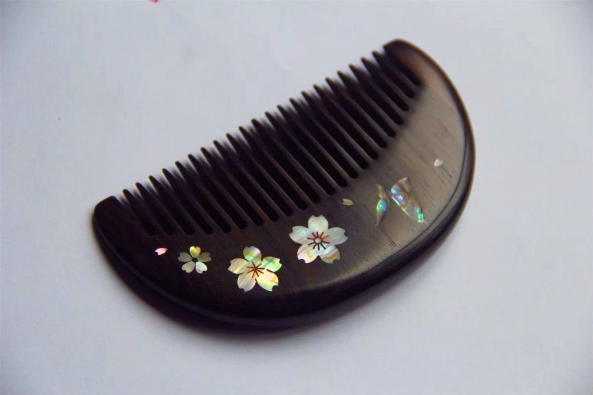 29 Must-Have Accessories to Level Up Women's Korean Apparel Fashion - 21. Charming Hair Combs 1